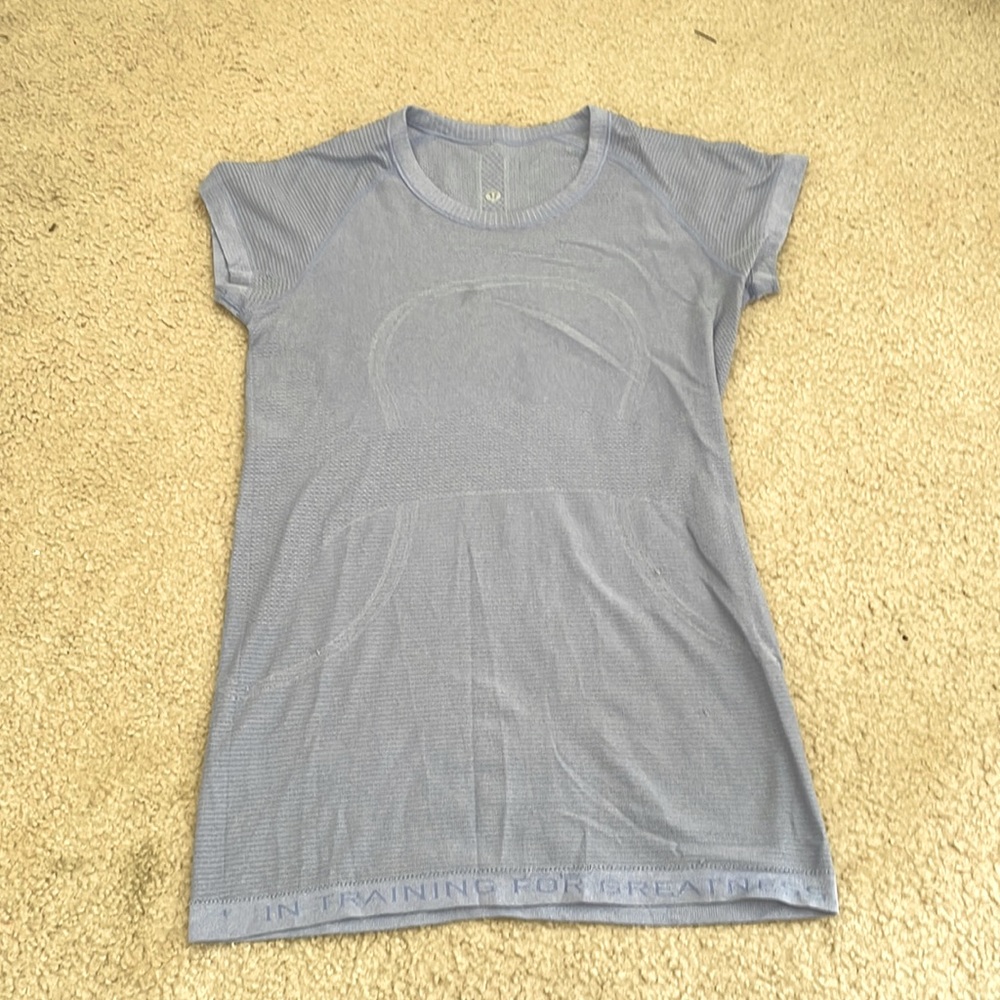 Light purple lulu lemon athletic top